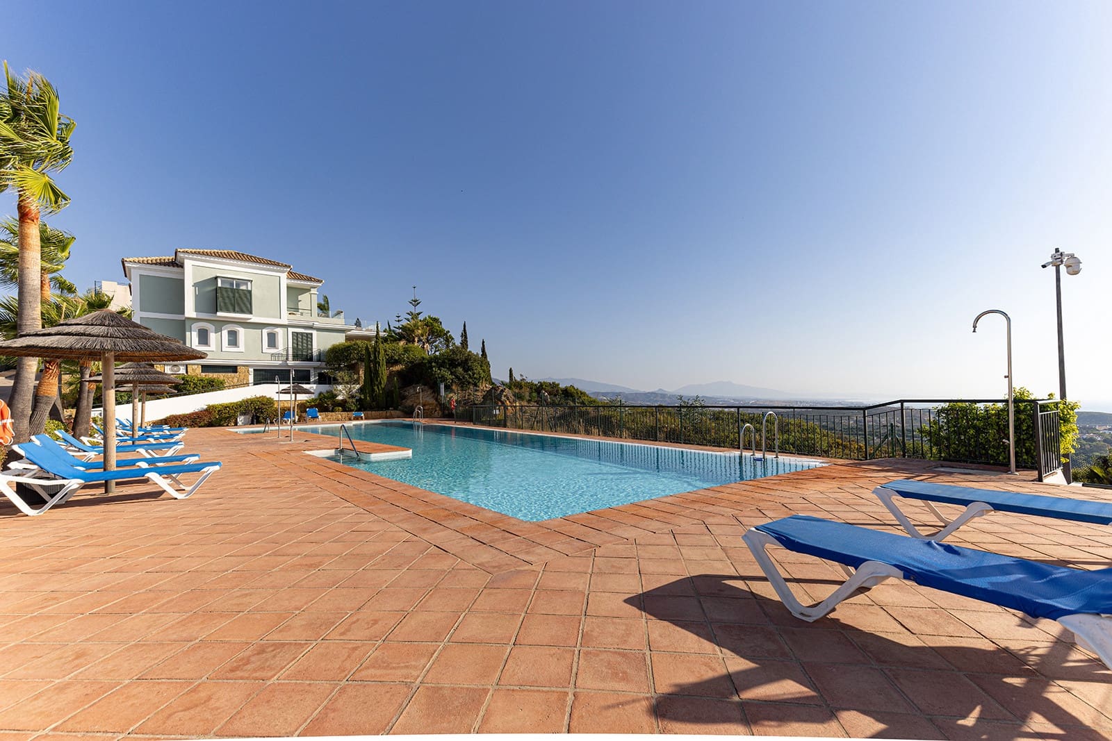 3 Zimmer Apartment zu verkaufen in Casares mit Pool Garage - 675.000 € (Ref: 10033605)