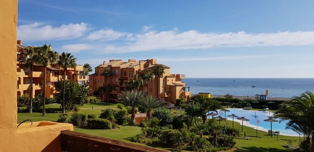 3 chambre Appartement à vendre à Castillo de la Duquesa, Manilva avec piscine garage - 750 000 € (Ref: 10040747)
