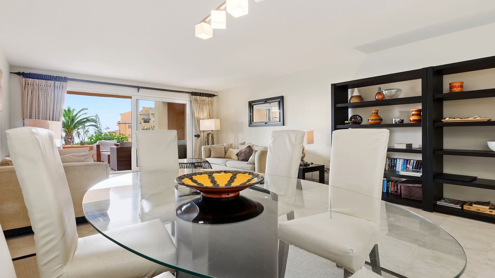3 soverom Leilighet til salgs i Manilva med svømmebasseng garasje - € 750 000 (Ref: 10040747)