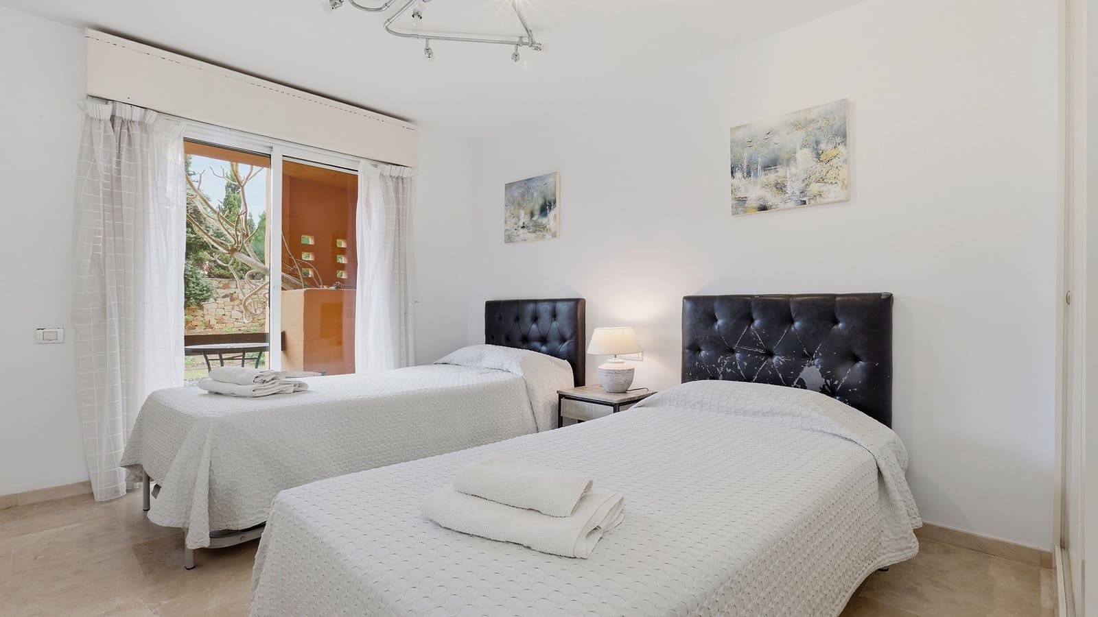3 soverom Leilighet til salgs i Manilva med svømmebasseng garasje - € 750 000 (Ref: 10040747)