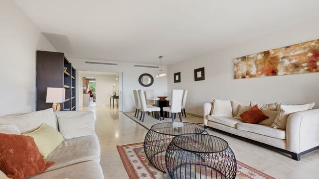 3 soveværelse Lejlighed til salg i Castillo de la Duquesa, Manilva med swimmingpool garage - € 750.000 (Ref: 10040747)