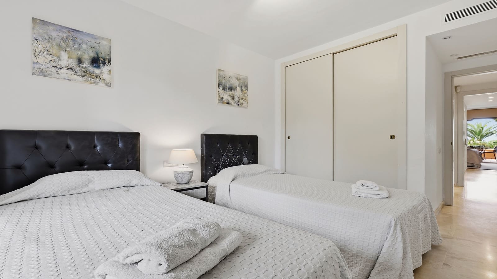 3 soverom Leilighet til salgs i Manilva med svømmebasseng garasje - € 750 000 (Ref: 10040747)