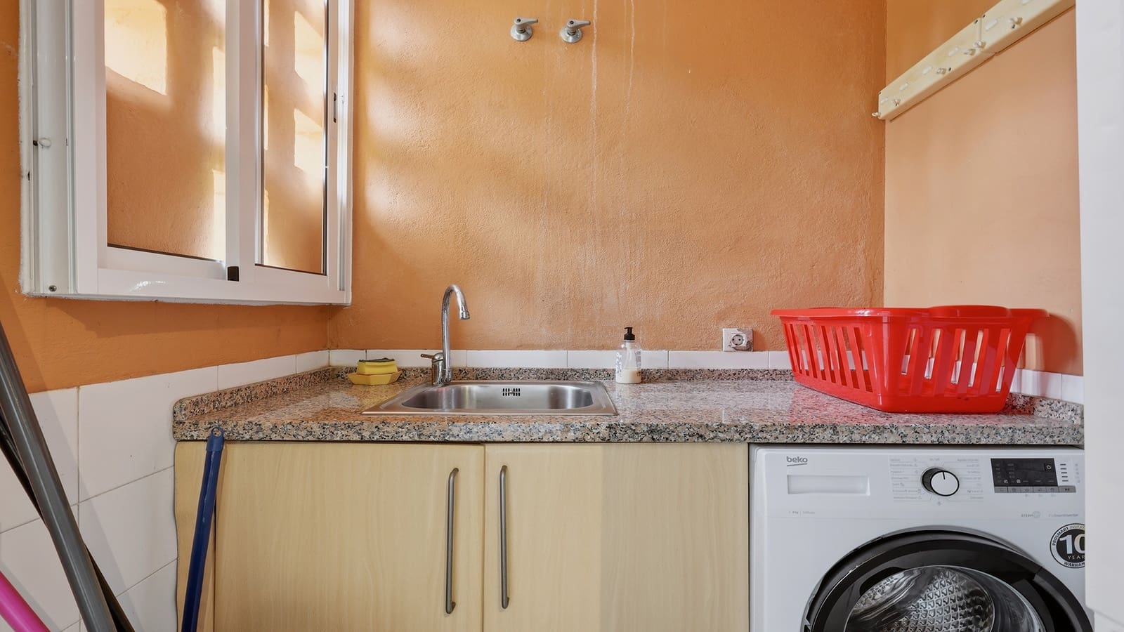 3 soverom Leilighet til salgs i Manilva med svømmebasseng garasje - € 750 000 (Ref: 10040747)