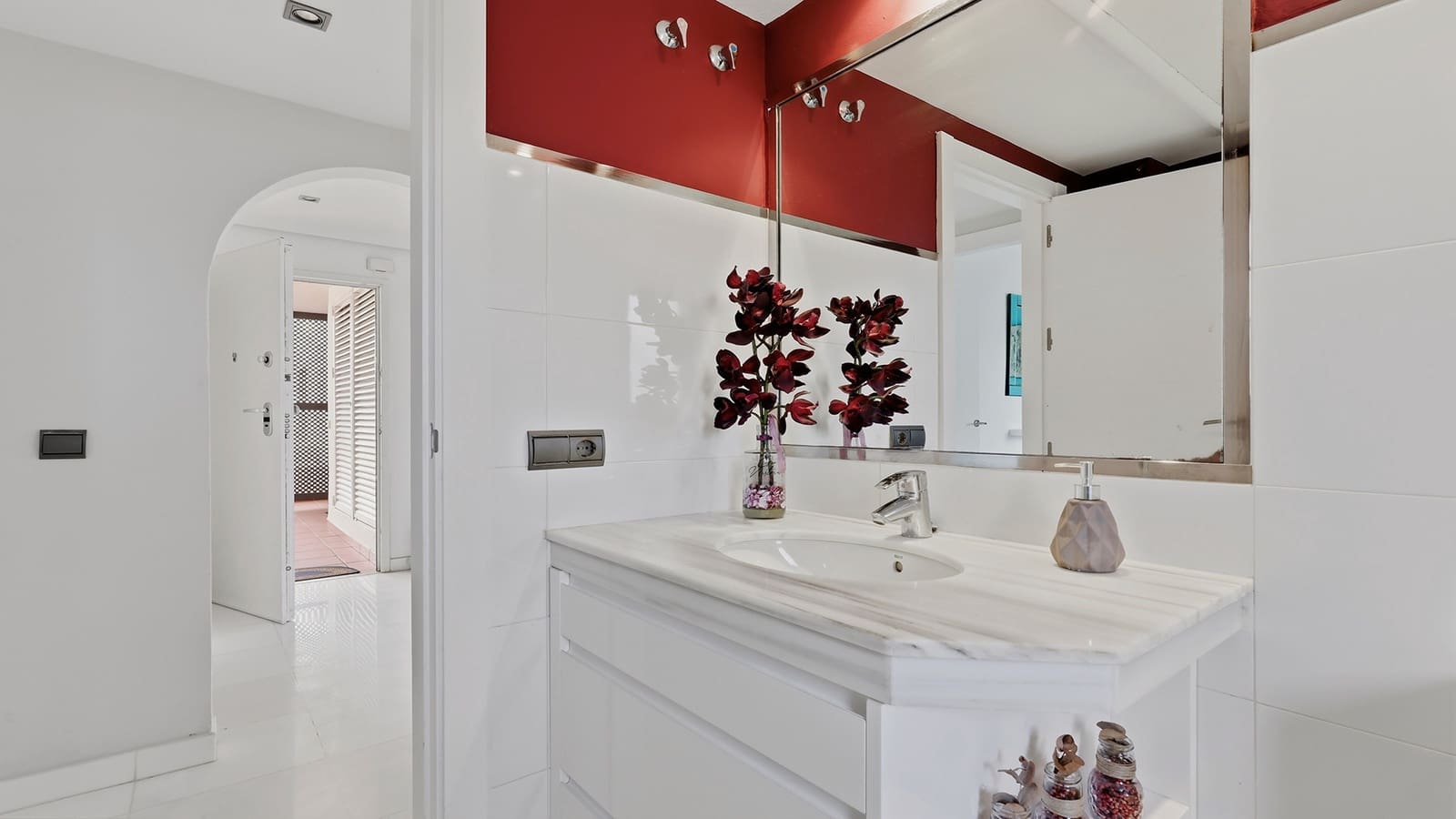 2 soverom Leilighet til salgs i Casares med svømmebasseng garasje - € 430 000 (Ref: 10047044)