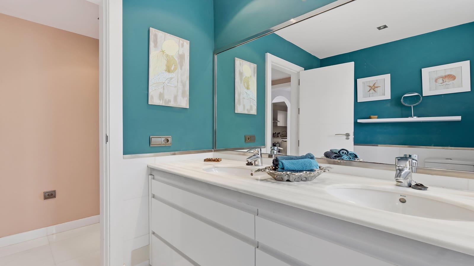 2 soverom Leilighet til salgs i Casares med svømmebasseng garasje - € 430 000 (Ref: 10047044)