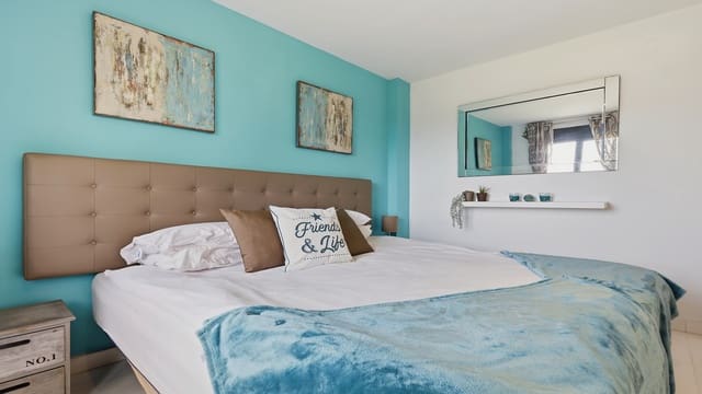 2 soverom Leilighet til salgs i Casares med svømmebasseng garasje - € 430 000 (Ref: 10047044)