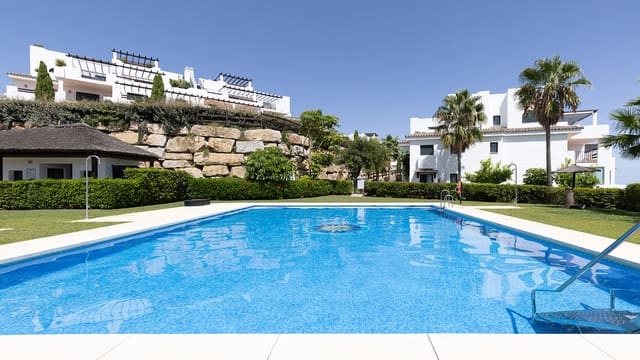2 soverom Leilighet til salgs i Casares med svømmebasseng garasje - € 430 000 (Ref: 10047044)