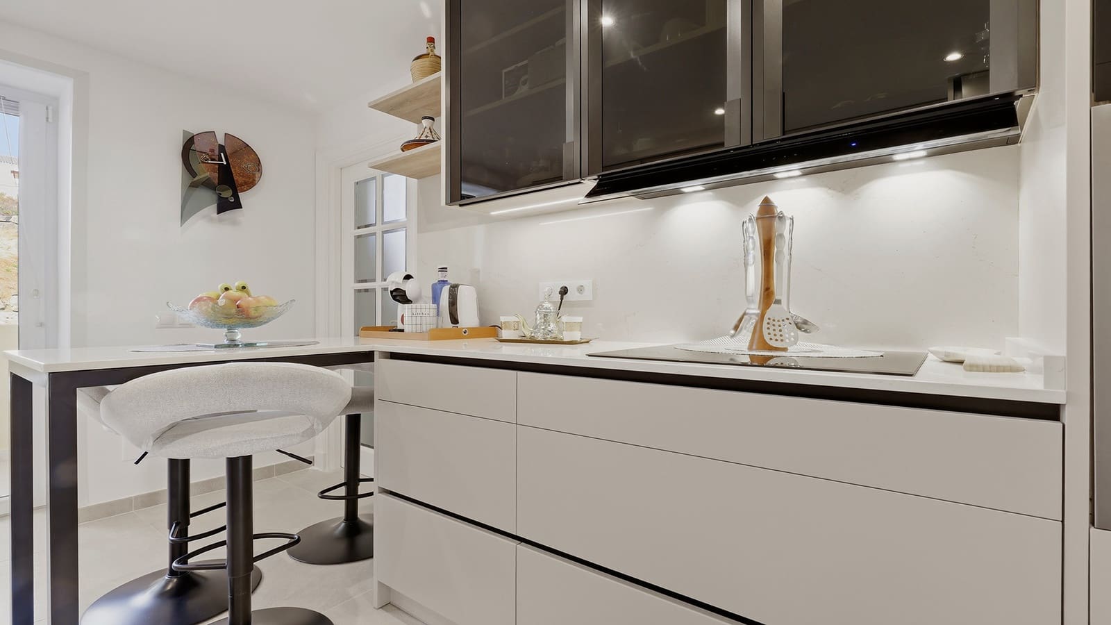 2 bedroom Apartment for sale in Casares with pool garage - € 532,000 (Ref: 10047045)