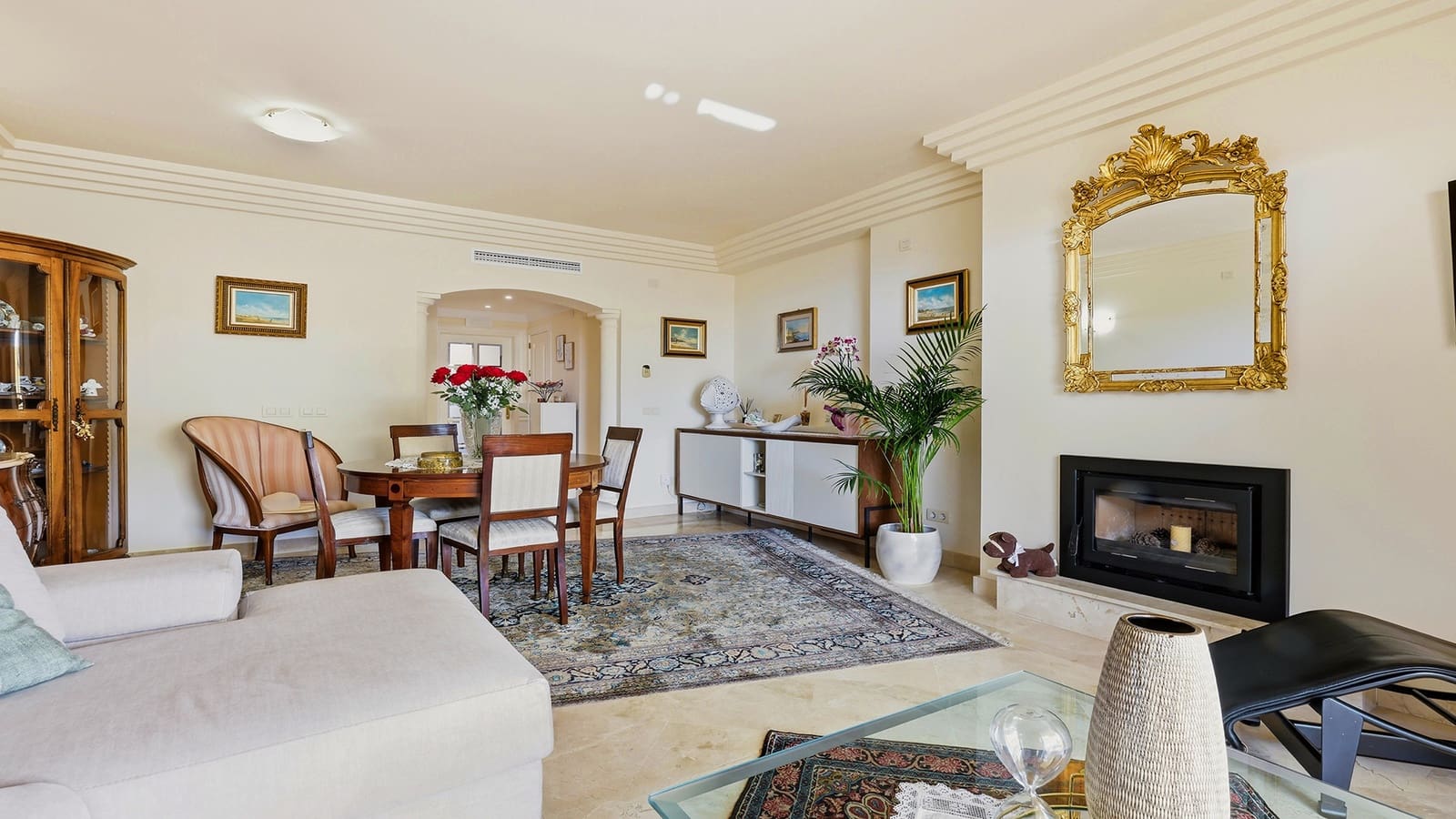 2 bedroom Apartment for sale in Casares with pool garage - € 532,000 (Ref: 10047045)