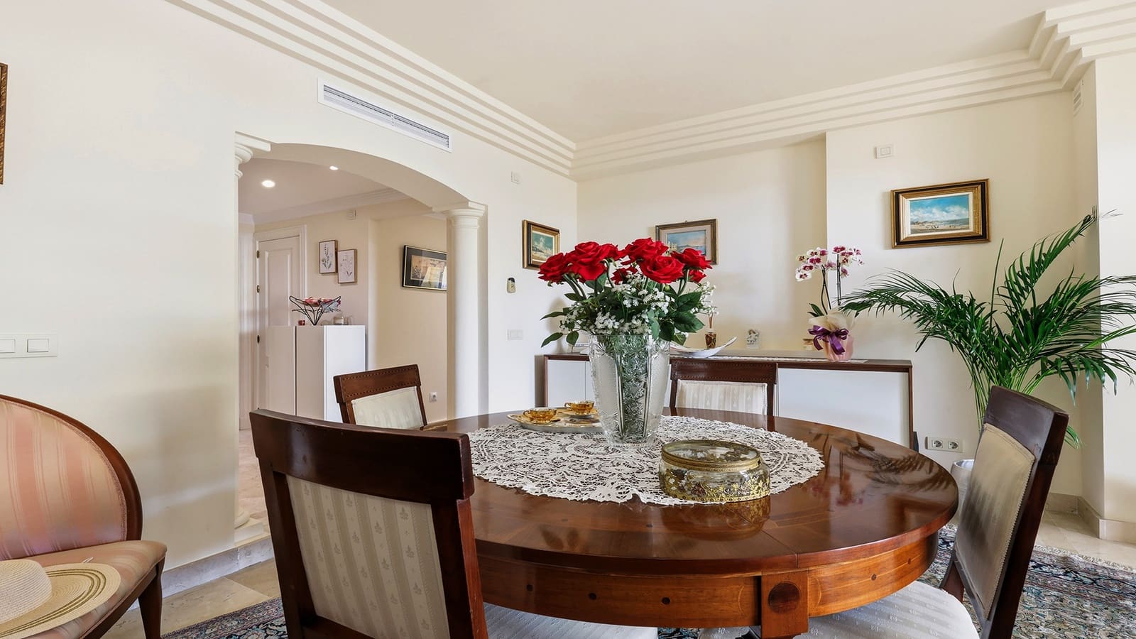 2 bedroom Apartment for sale in Casares with pool garage - € 532,000 (Ref: 10047045)