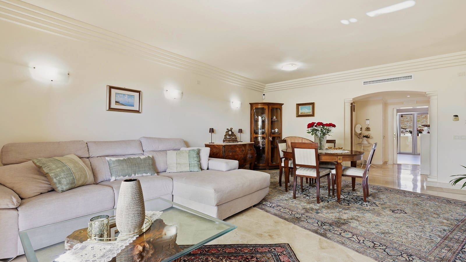 2 bedroom Apartment for sale in Casares with pool garage - € 532,000 (Ref: 10047045)