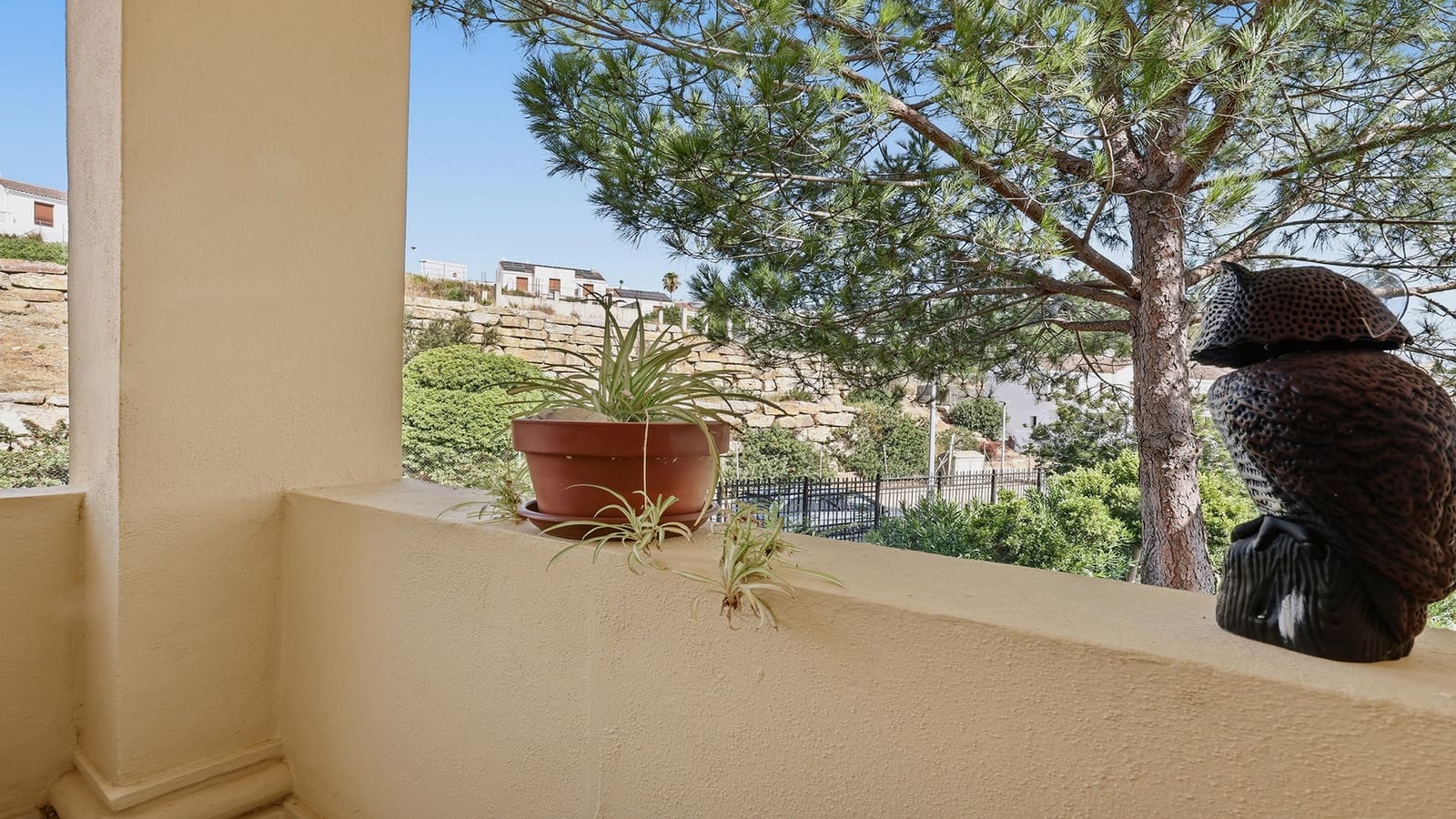 2 bedroom Apartment for sale in Casares with pool garage - € 532,000 (Ref: 10047045)