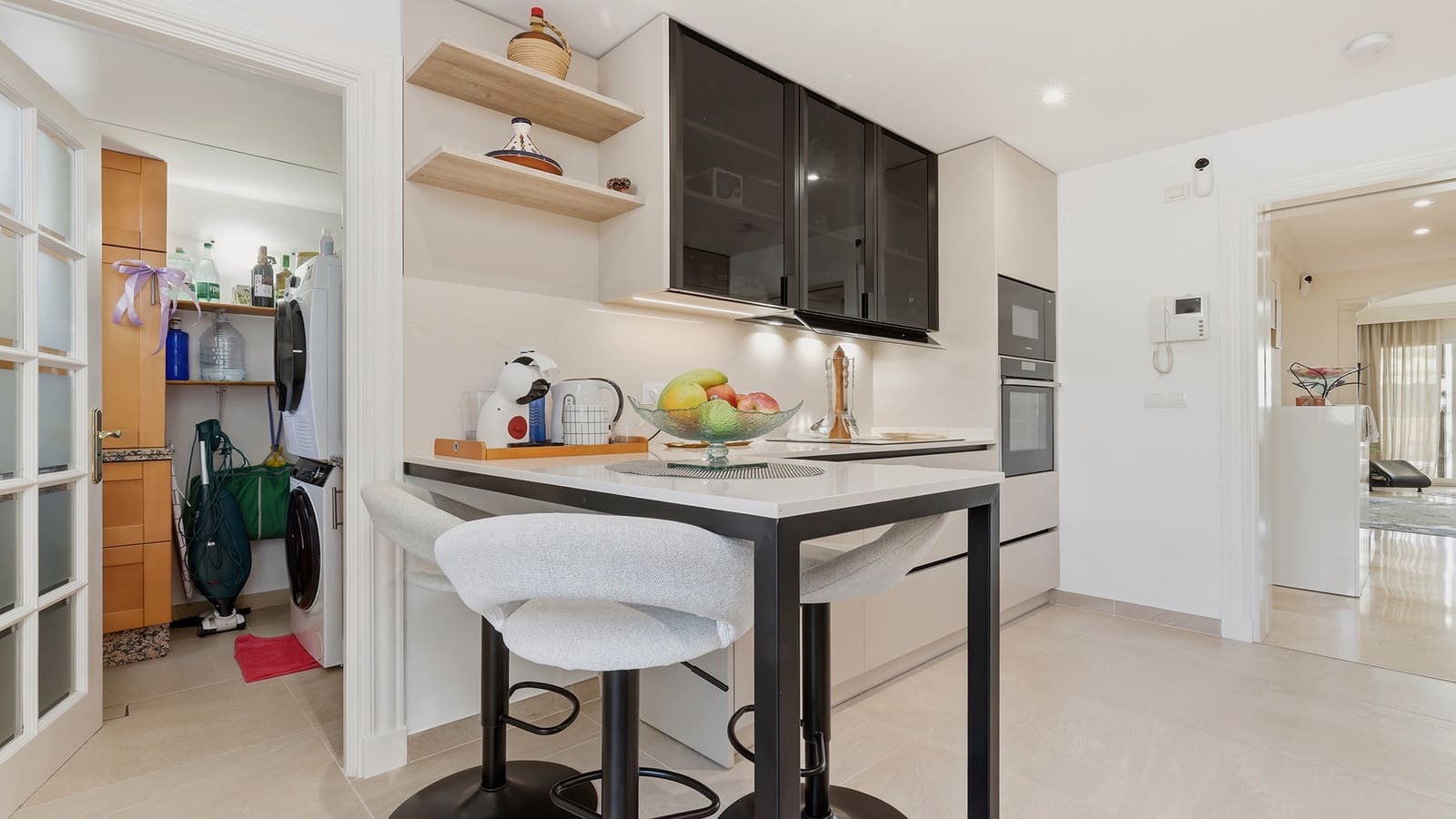 2 bedroom Apartment for sale in Casares with pool garage - € 532,000 (Ref: 10047045)