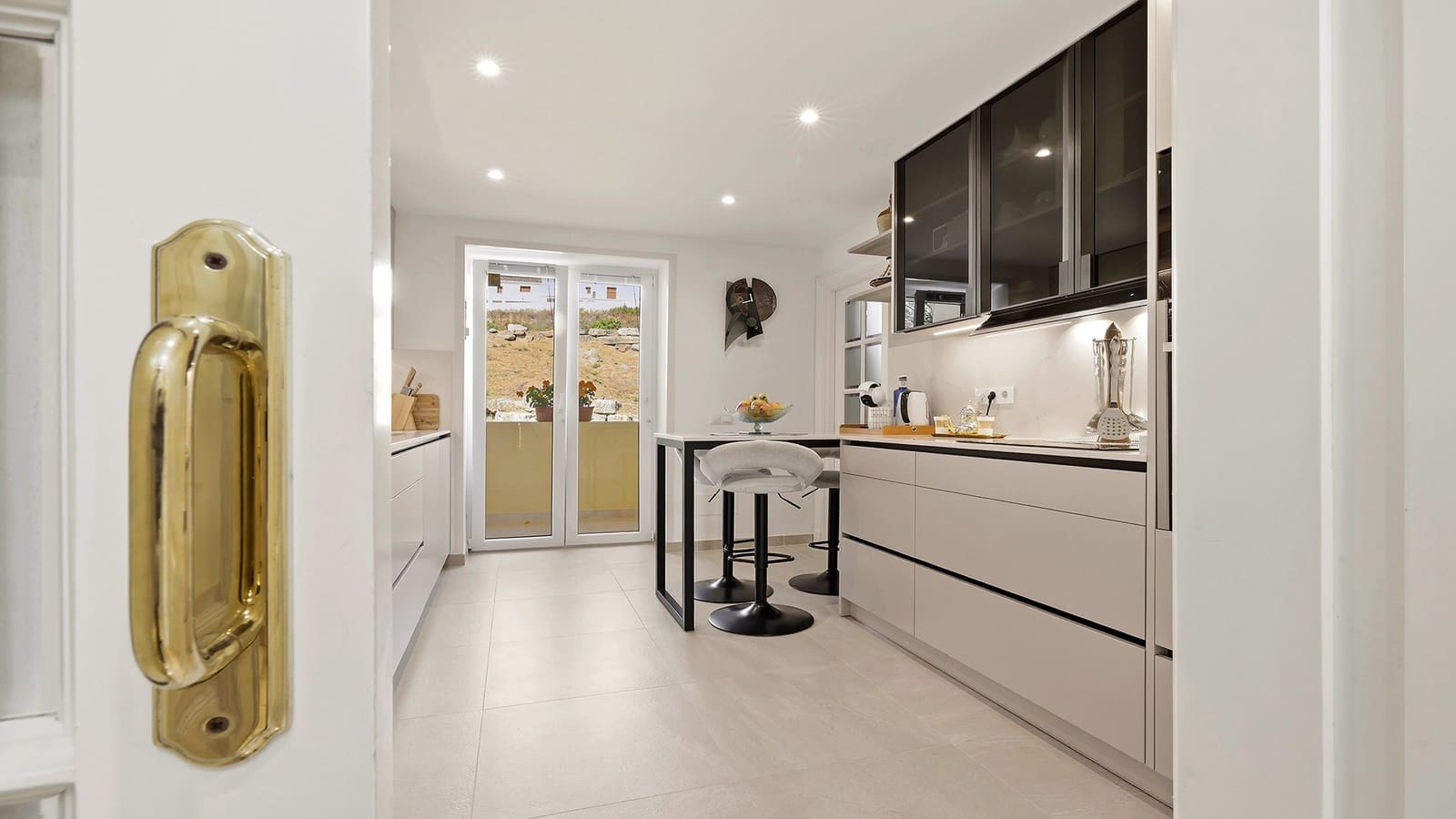 2 bedroom Apartment for sale in Casares with pool garage - € 532,000 (Ref: 10047045)