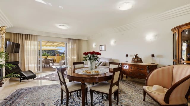 2 soverom Leilighet til salgs i Casares med svømmebasseng garasje - € 532 000 (Ref: 10047045)