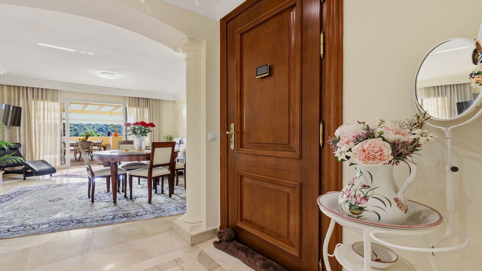 2 bedroom Apartment for sale in Casares with pool garage - € 532,000 (Ref: 10047045)