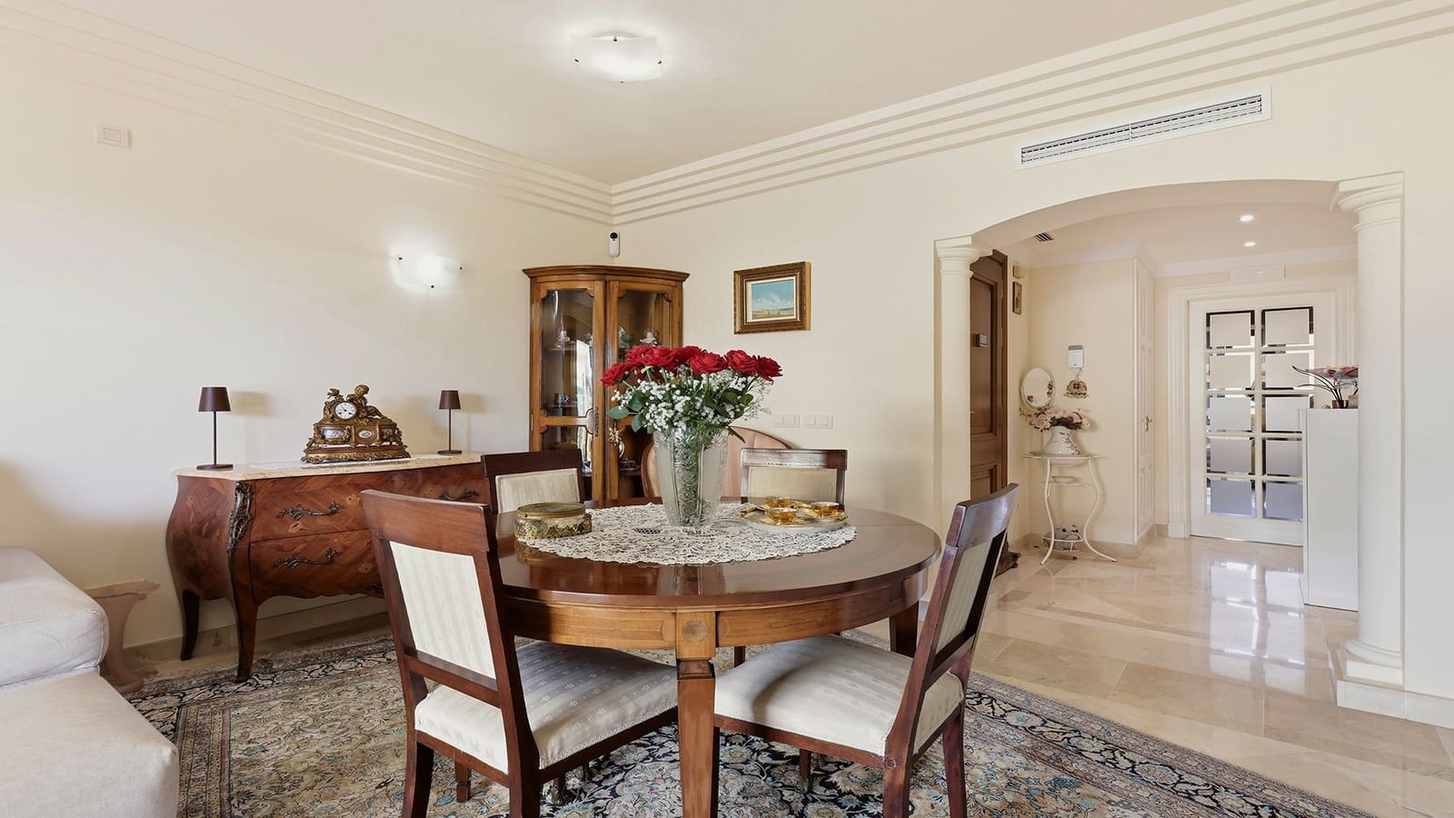 2 bedroom Apartment for sale in Casares with pool garage - € 532,000 (Ref: 10047045)