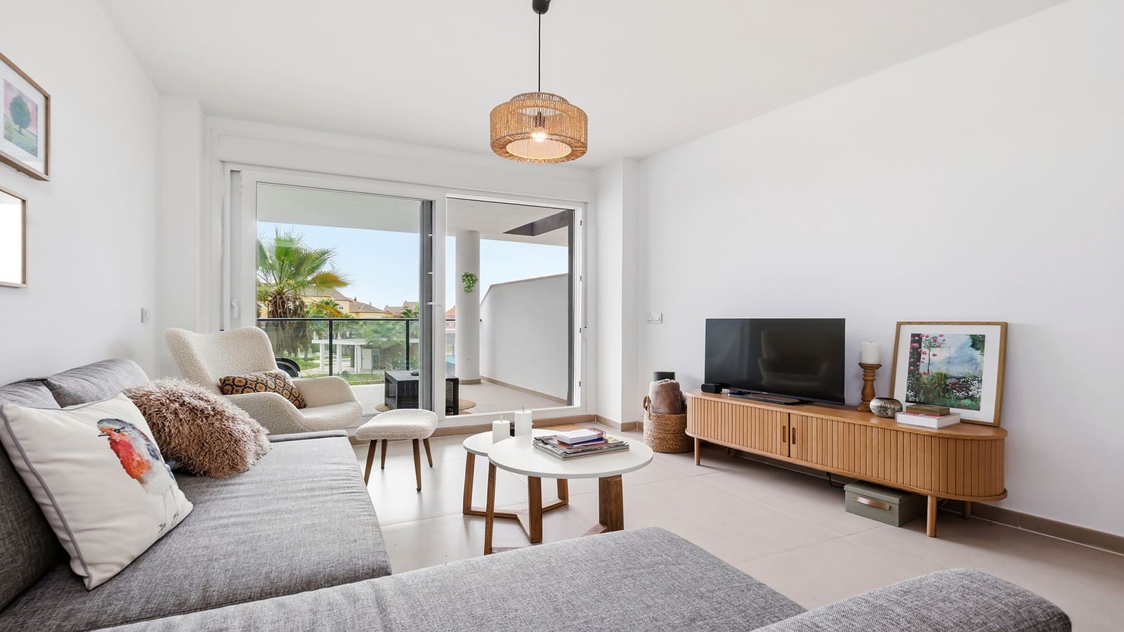 Apartamento de 2 habitaciones en Manilva en venta con piscina garaje - 340.000 € (Ref: 10048933)