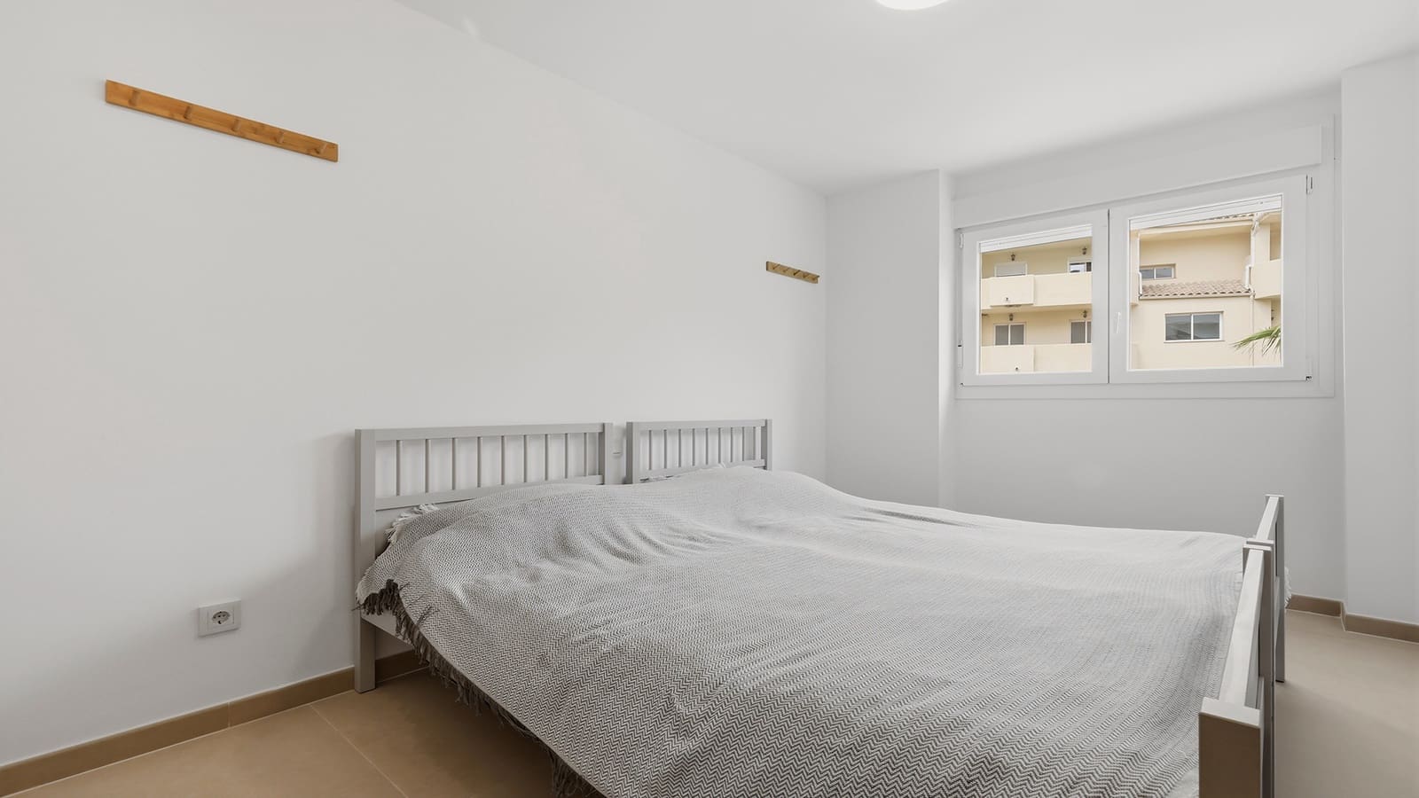 Apartamento de 2 habitaciones en Manilva en venta con piscina garaje - 340.000 € (Ref: 10048933)