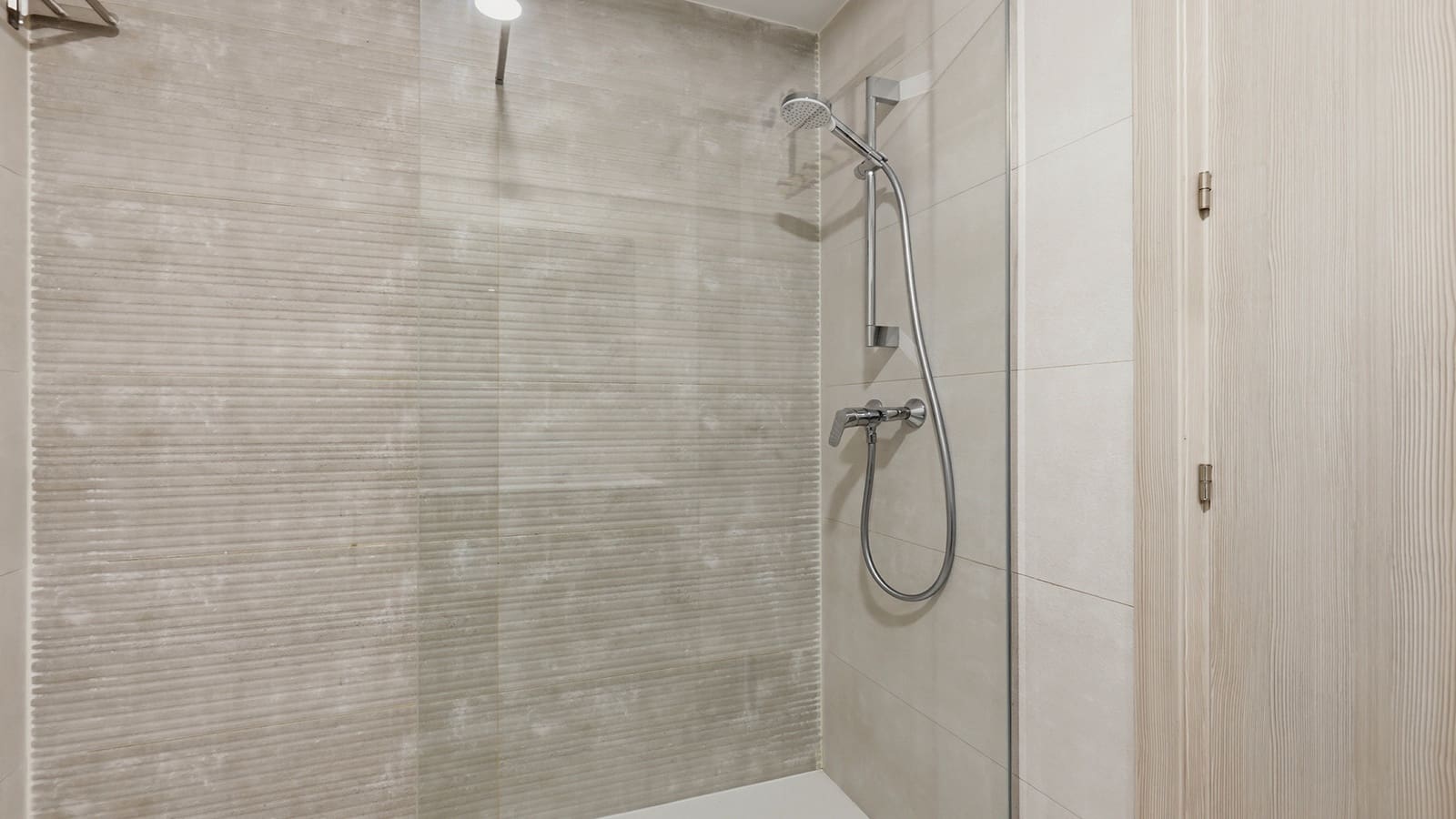 Apartamento de 2 habitaciones en Manilva en venta con piscina garaje - 340.000 € (Ref: 10048933)