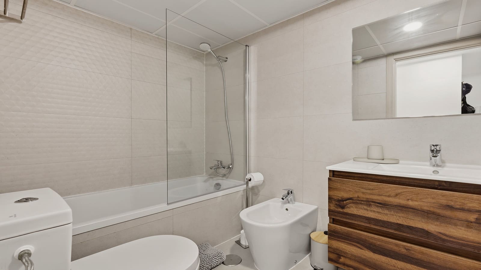 Apartamento de 2 habitaciones en Manilva en venta con piscina garaje - 340.000 € (Ref: 10048933)