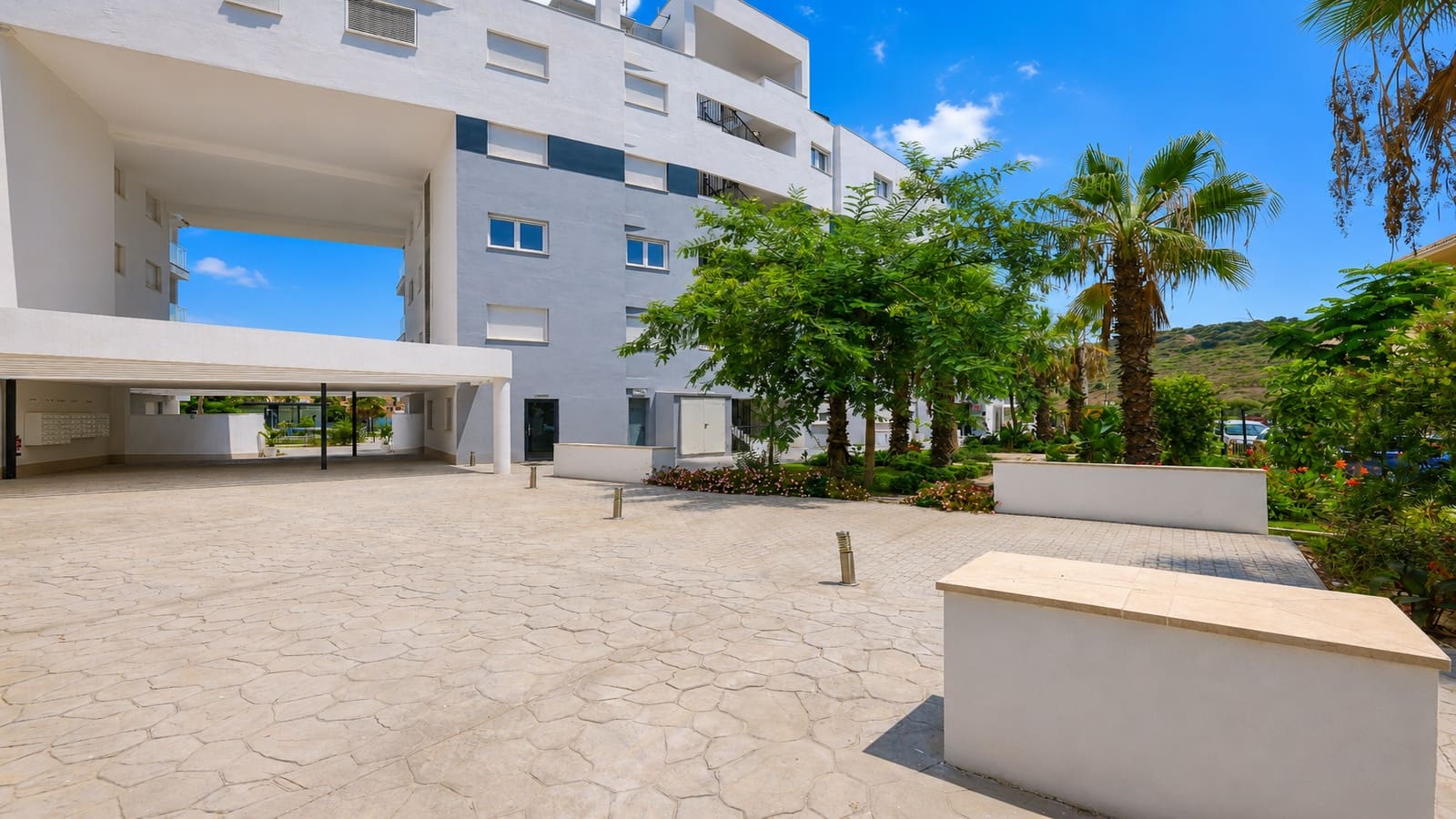Apartamento de 2 habitaciones en Manilva en venta con piscina garaje - 340.000 € (Ref: 10048933)