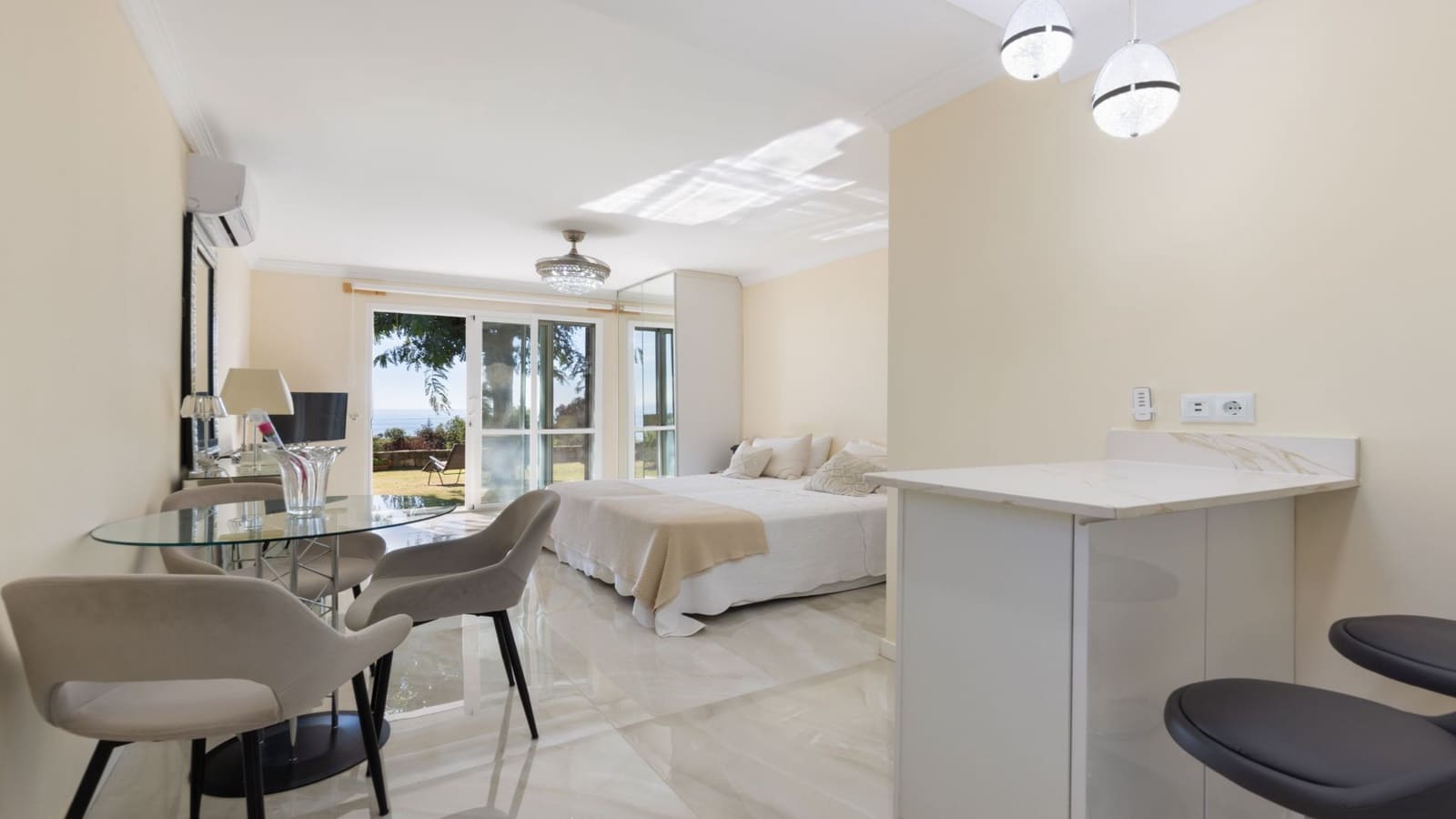 4 camera da letto Villetta Bifamiliare in vendita in Manilva con piscina garage - 1.450.000 € (Rif: 10146701)