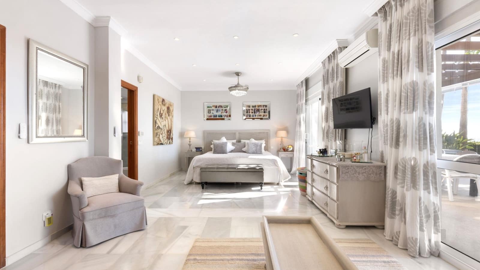 4 camera da letto Villetta Bifamiliare in vendita in Manilva con piscina garage - 1.450.000 € (Rif: 10146701)