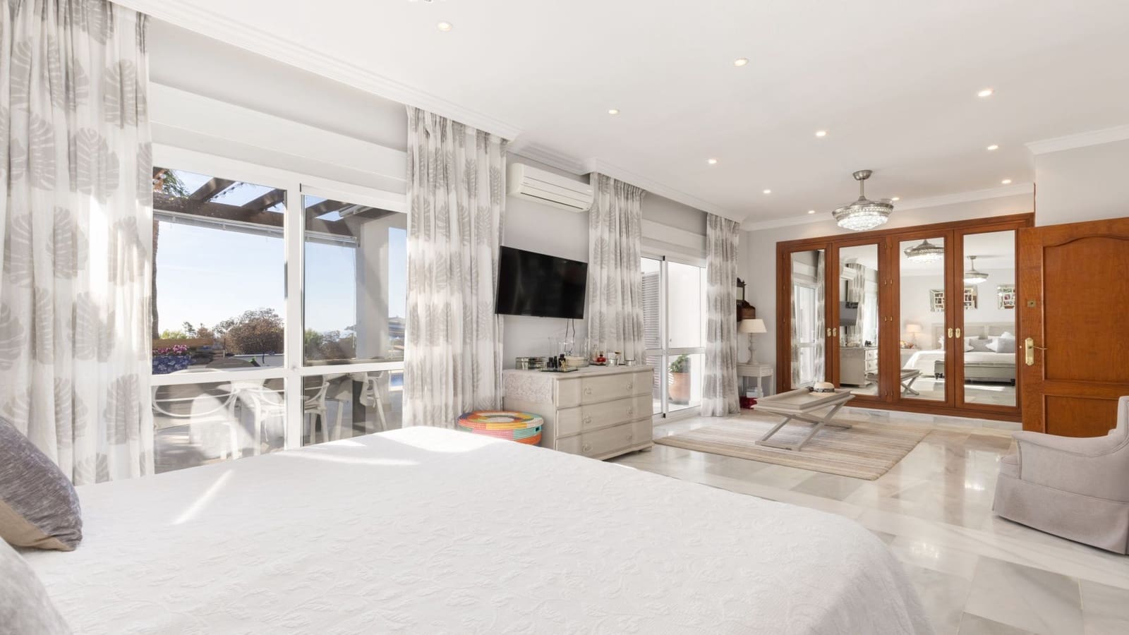 4 camera da letto Villetta Bifamiliare in vendita in Manilva con piscina garage - 1.450.000 € (Rif: 10146701)