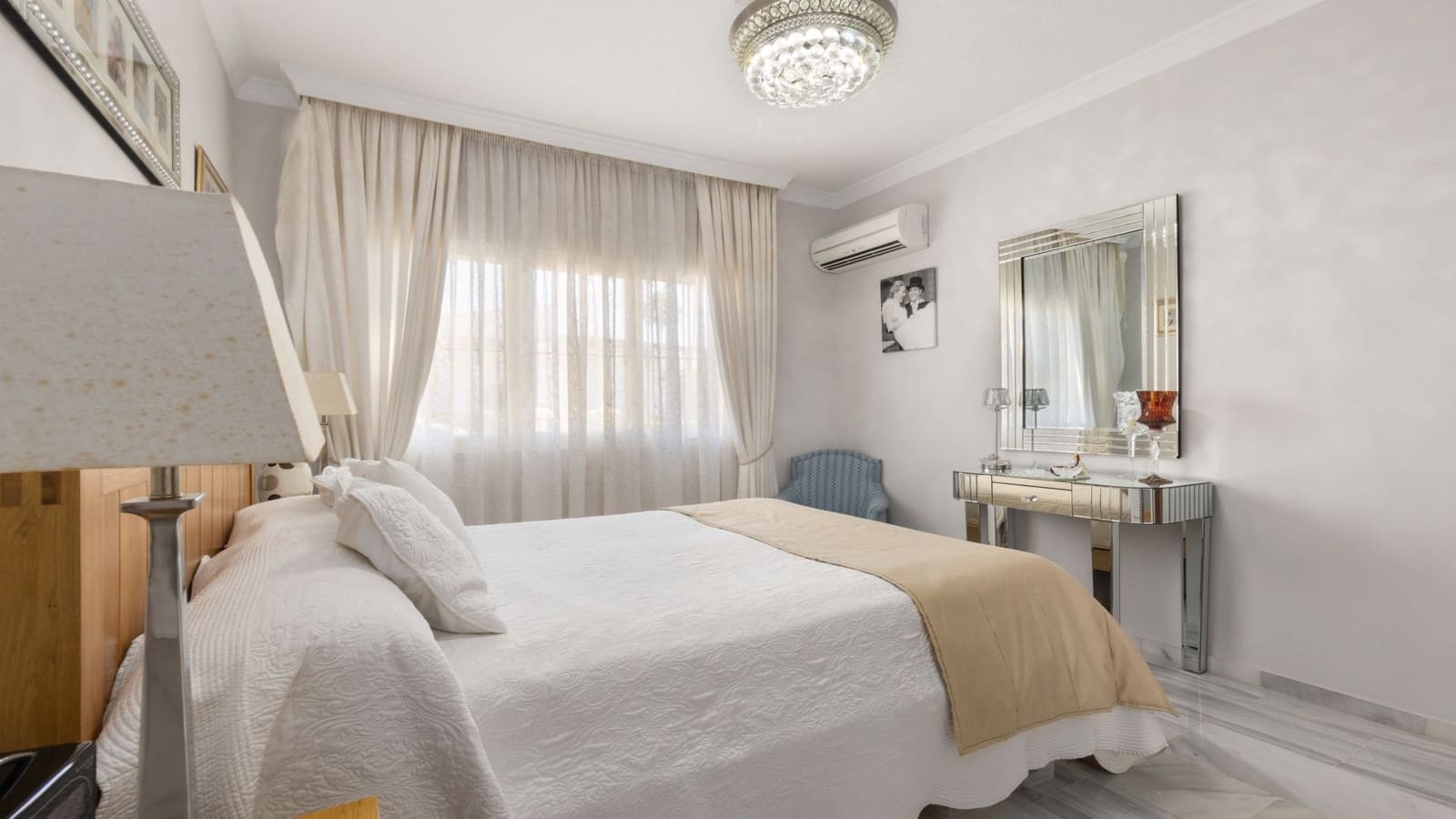 4 camera da letto Villetta Bifamiliare in vendita in Manilva con piscina garage - 1.450.000 € (Rif: 10146701)