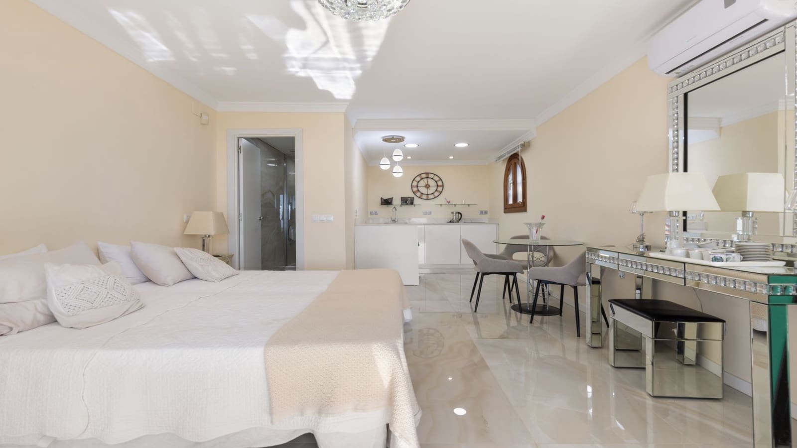 4 camera da letto Villetta Bifamiliare in vendita in Manilva con piscina garage - 1.450.000 € (Rif: 10146701)