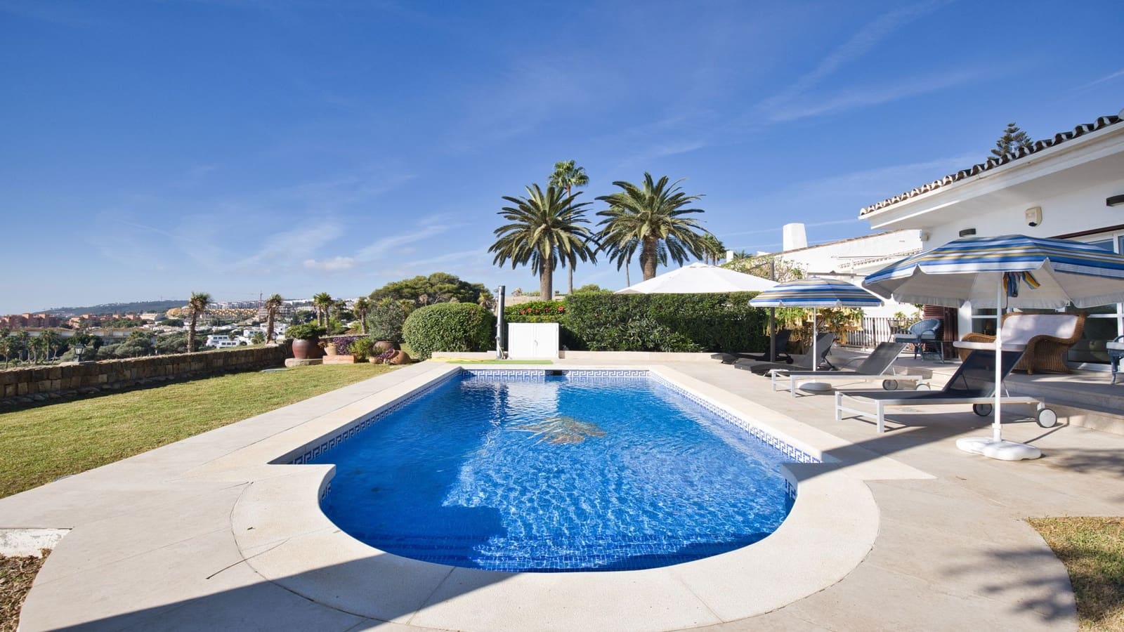 4 camera da letto Villetta Bifamiliare in vendita in Manilva con piscina garage - 1.450.000 € (Rif: 10146701)