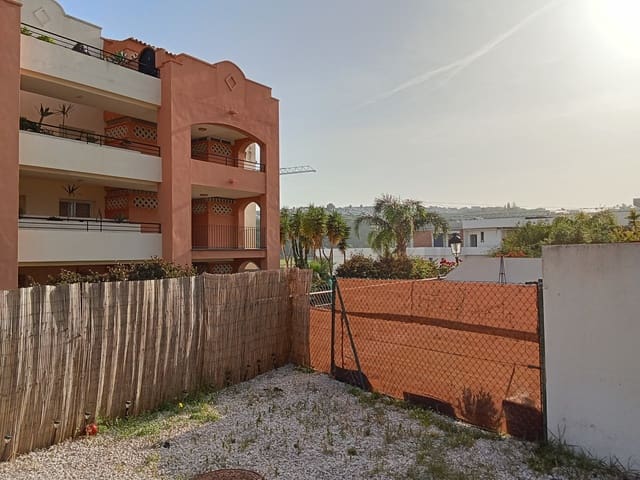 Apartamento de 2 habitaciones en Manilva en venta con piscina garaje - 315.000 € (Ref: 10157581)