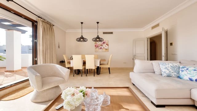 2 soverom Penthouse til salgs i Casares med svømmebasseng garasje - € 519 000 (Ref: 10161224)