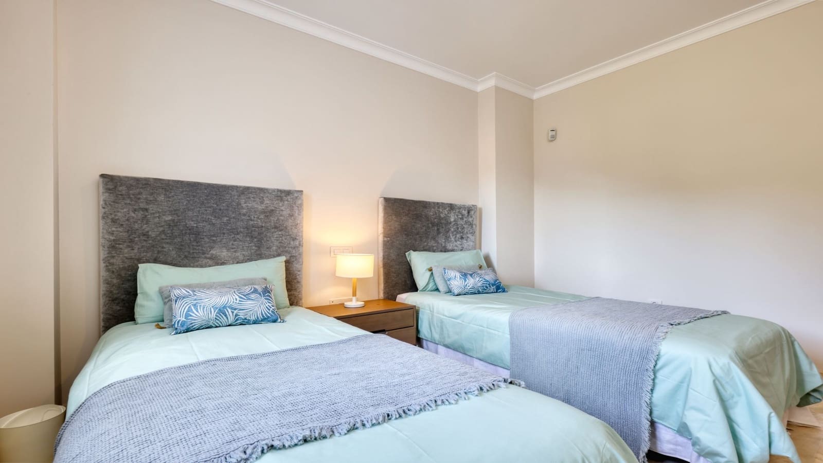 2 bedroom Penthouse for sale in Casares with pool garage - € 519,000 (Ref: 10161224)