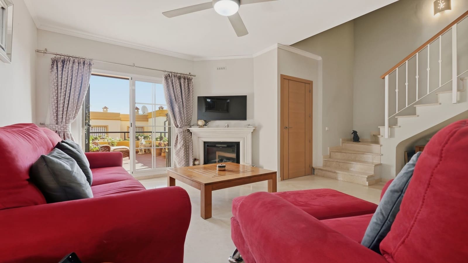 Casa de 3 habitaciones en Manilva en venta con piscina garaje - 329.950 € (Ref: 10180420)