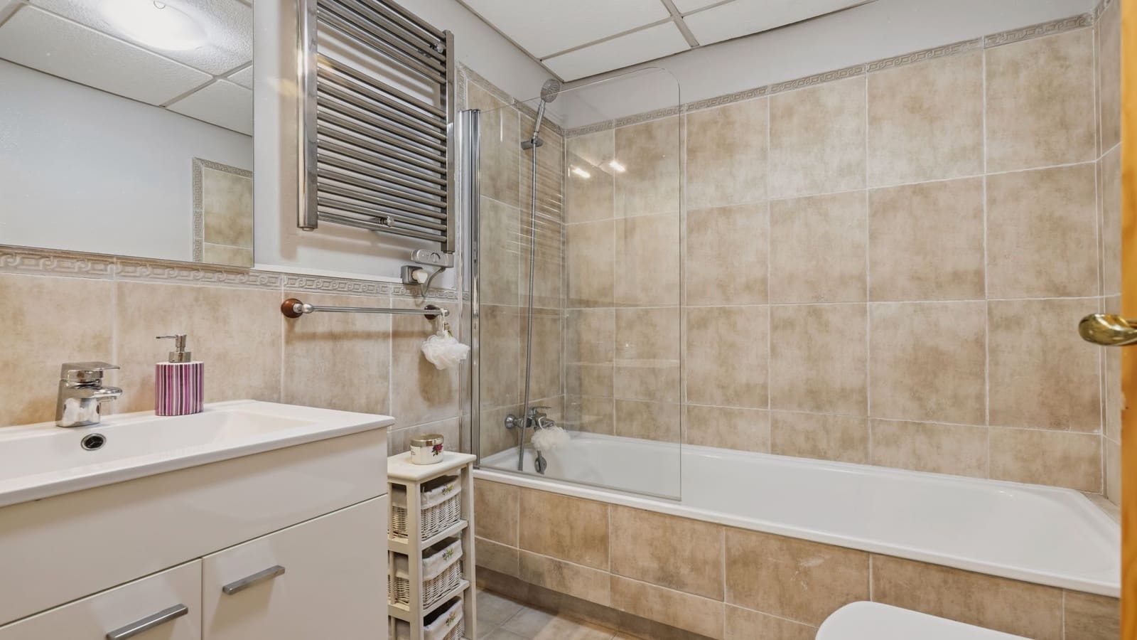 Casa de 3 habitaciones en Manilva en venta con piscina garaje - 329.950 € (Ref: 10180420)