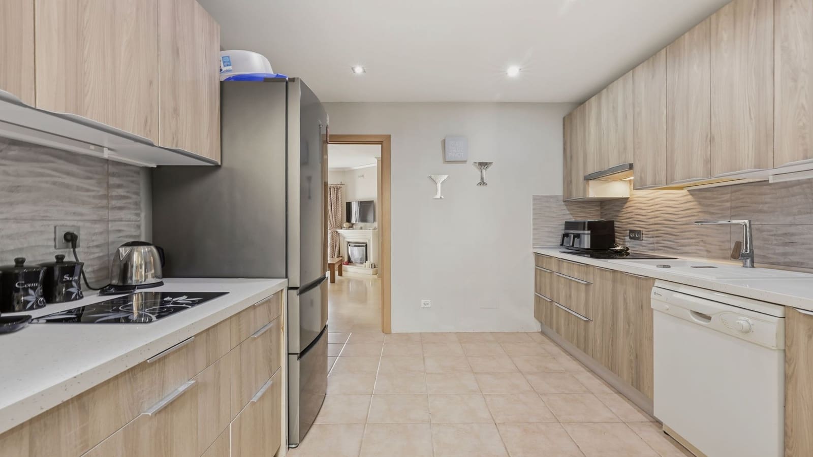Casa de 3 habitaciones en Manilva en venta con piscina garaje - 329.950 € (Ref: 10180420)