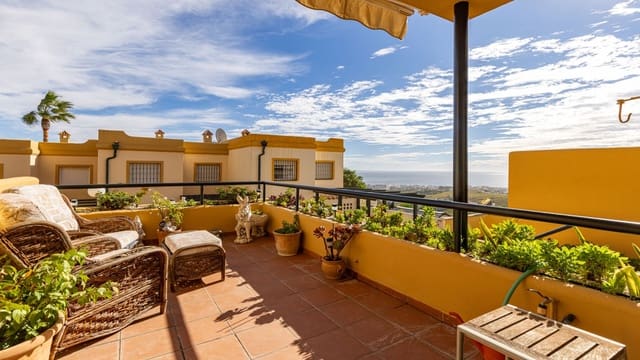 Casa de 3 habitaciones en Manilva en venta con piscina garaje - 329.950 € (Ref: 10180420)