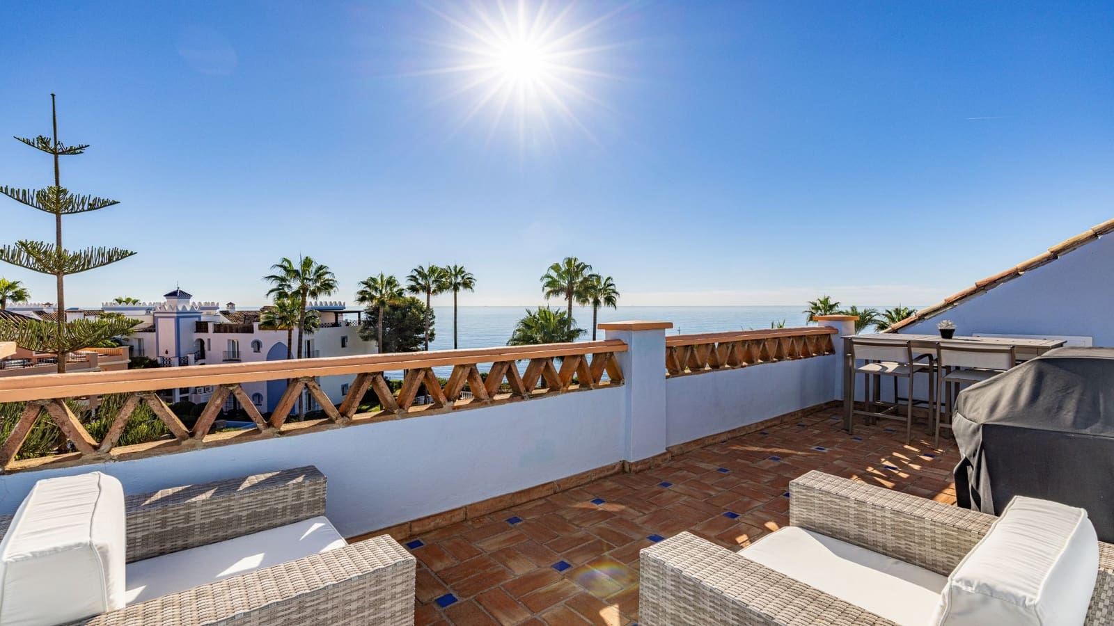 3 soverom Penthouse til salgs i Casares med svømmebasseng garasje - € 875 000 (Ref: 10180421)