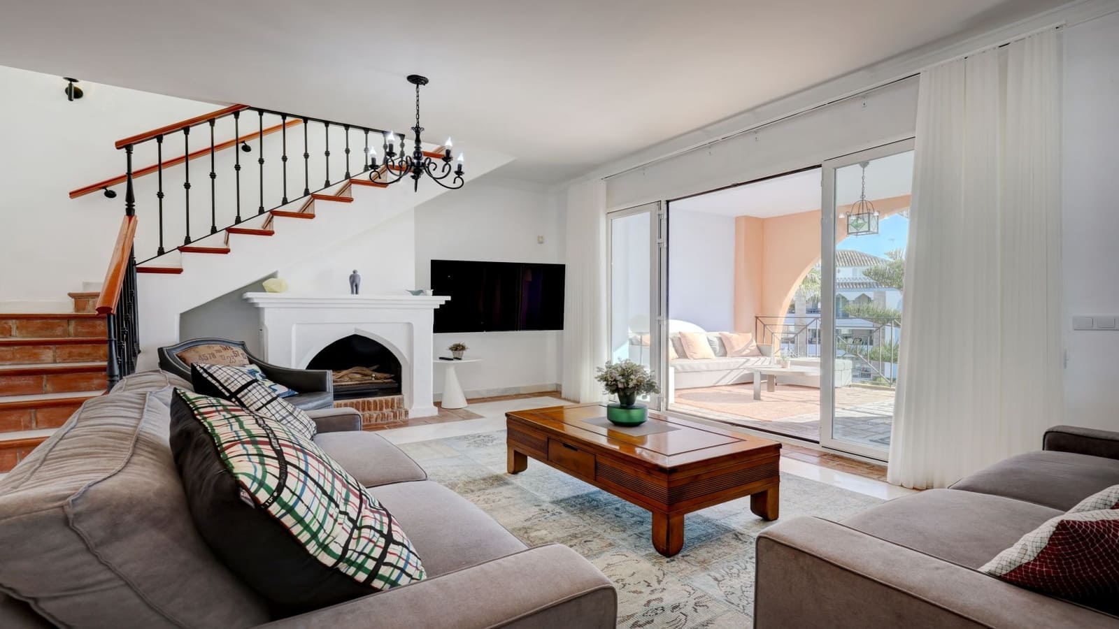 3 soverom Penthouse til salgs i Casares med svømmebasseng garasje - € 875 000 (Ref: 10180421)