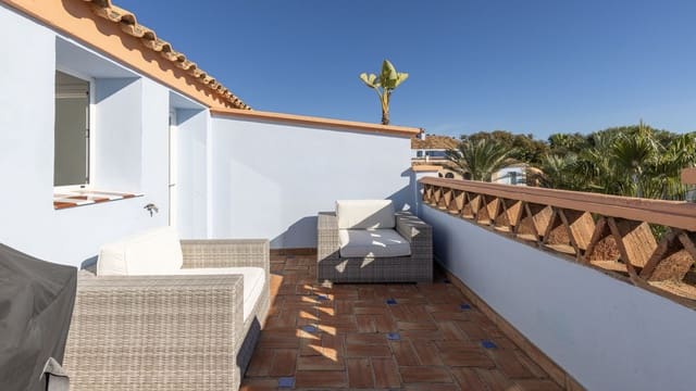 3 soverom Penthouse til salgs i Casares med svømmebasseng garasje - € 875 000 (Ref: 10180421)
