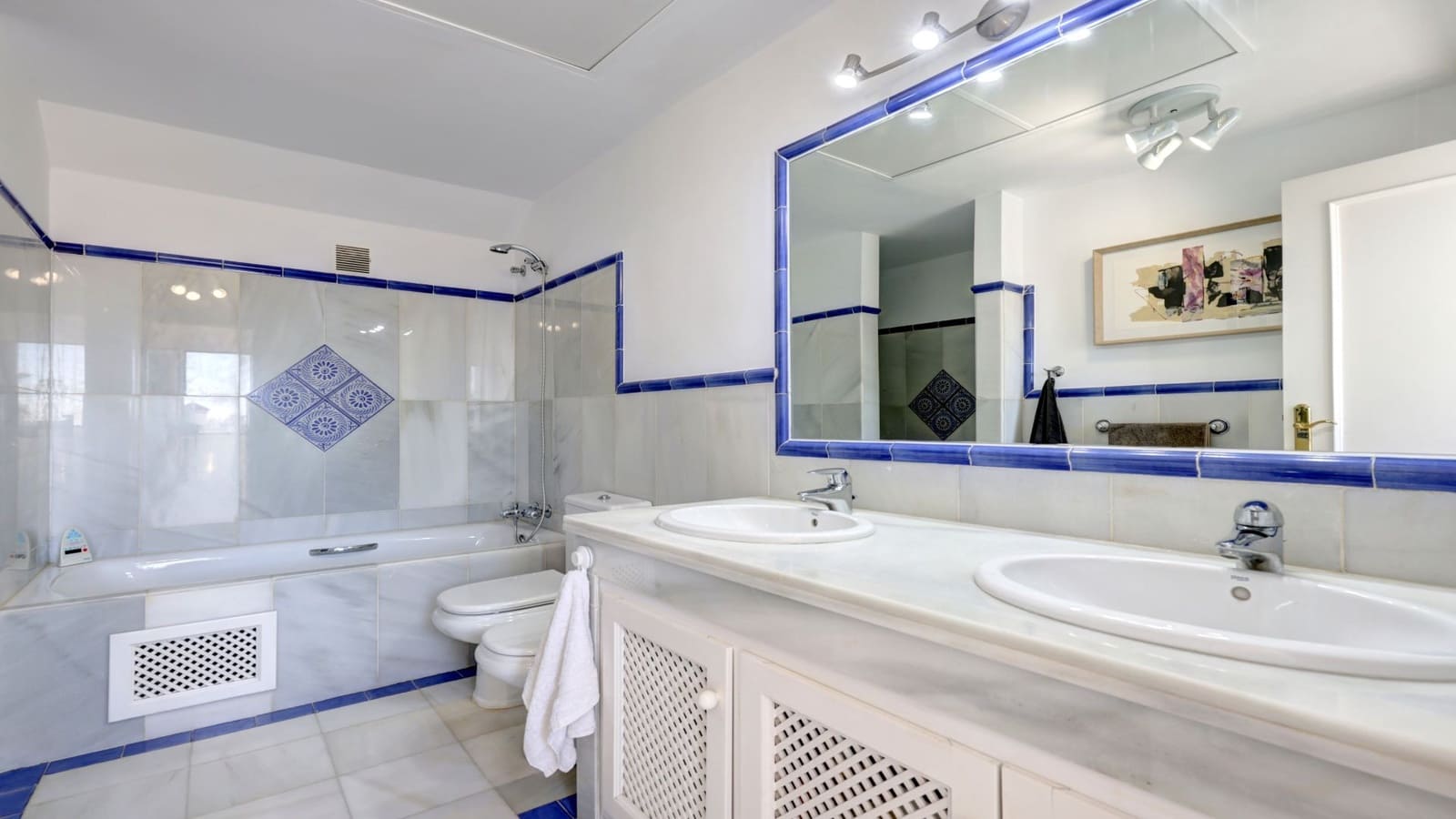 3 soverom Penthouse til salgs i Casares med svømmebasseng garasje - € 875 000 (Ref: 10180421)