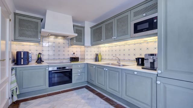 3 soverom Penthouse til salgs i Casares med svømmebasseng garasje - € 875 000 (Ref: 10180421)