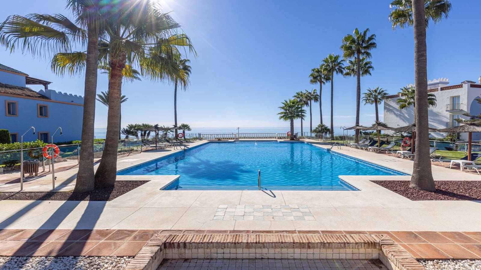 3 soverom Penthouse til salgs i Casares med svømmebasseng garasje - € 875 000 (Ref: 10180421)