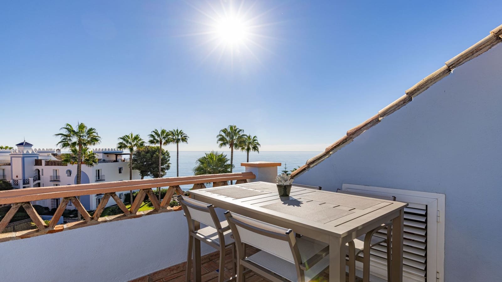 3 soverom Penthouse til salgs i Casares med svømmebasseng garasje - € 875 000 (Ref: 10180421)