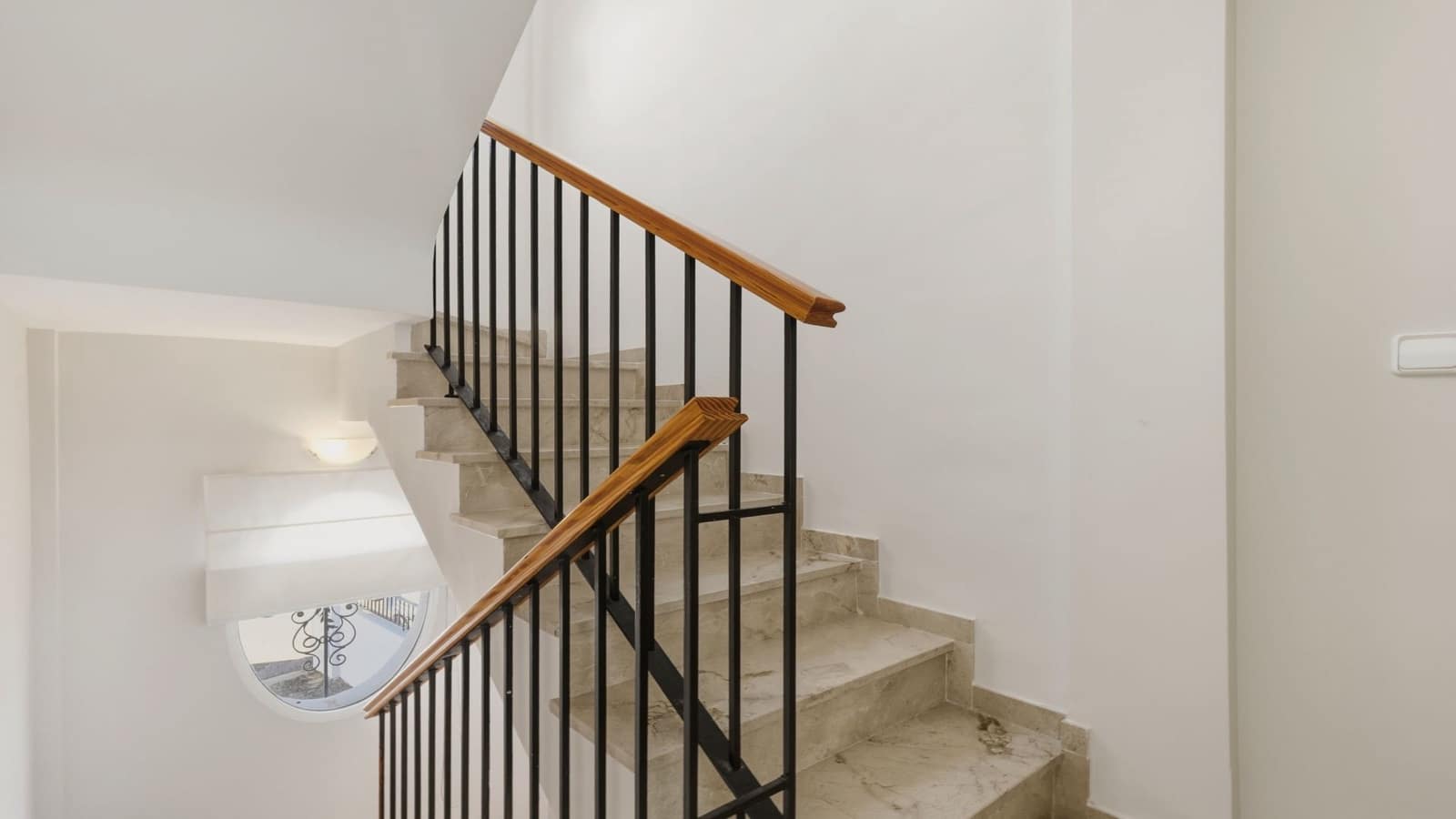 Casa de 3 habitaciones en Bahia de Casares en venta con piscina garaje - 349.000 € (Ref: 10180422)