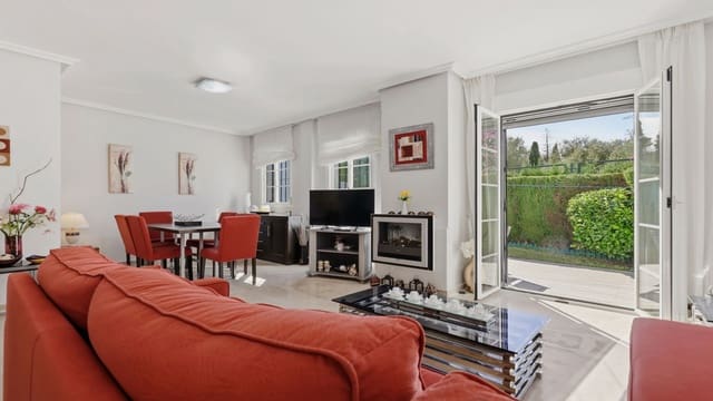 Casa de 3 habitaciones en Bahia de Casares, Casares en venta con piscina garaje - 349.000 € (Ref: 10180422)