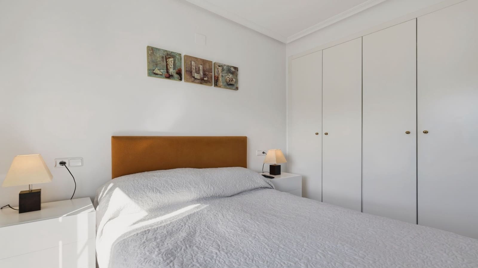 Casa de 3 habitaciones en Bahia de Casares en venta con piscina garaje - 349.000 € (Ref: 10180422)