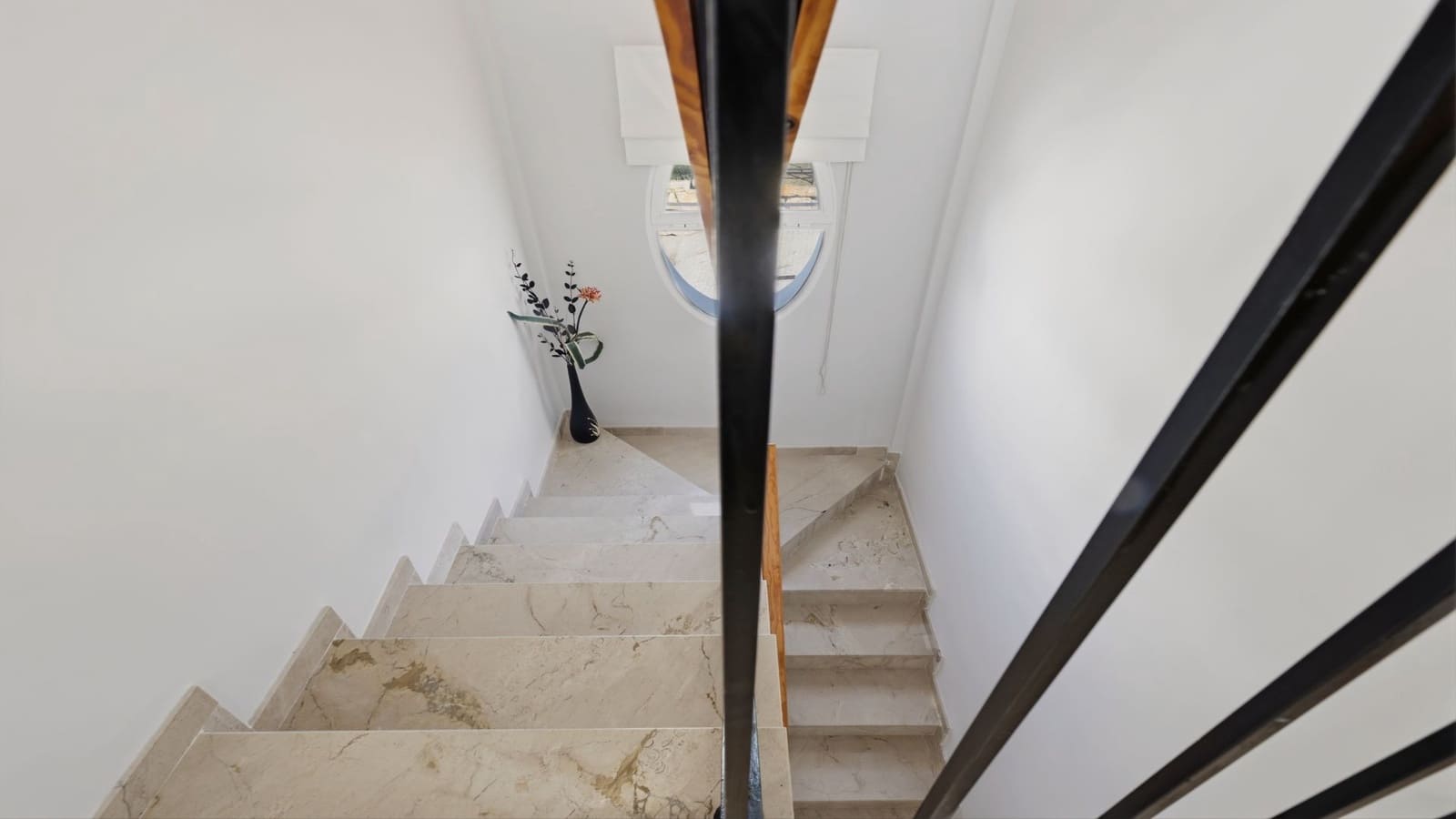 Casa de 3 habitaciones en Bahia de Casares en venta con piscina garaje - 349.000 € (Ref: 10180422)